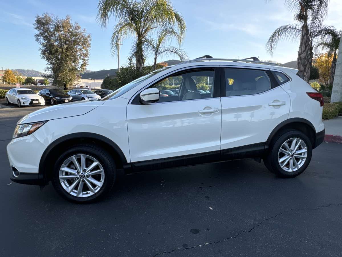 2019 Nissan Rogue Sport SV photo 14