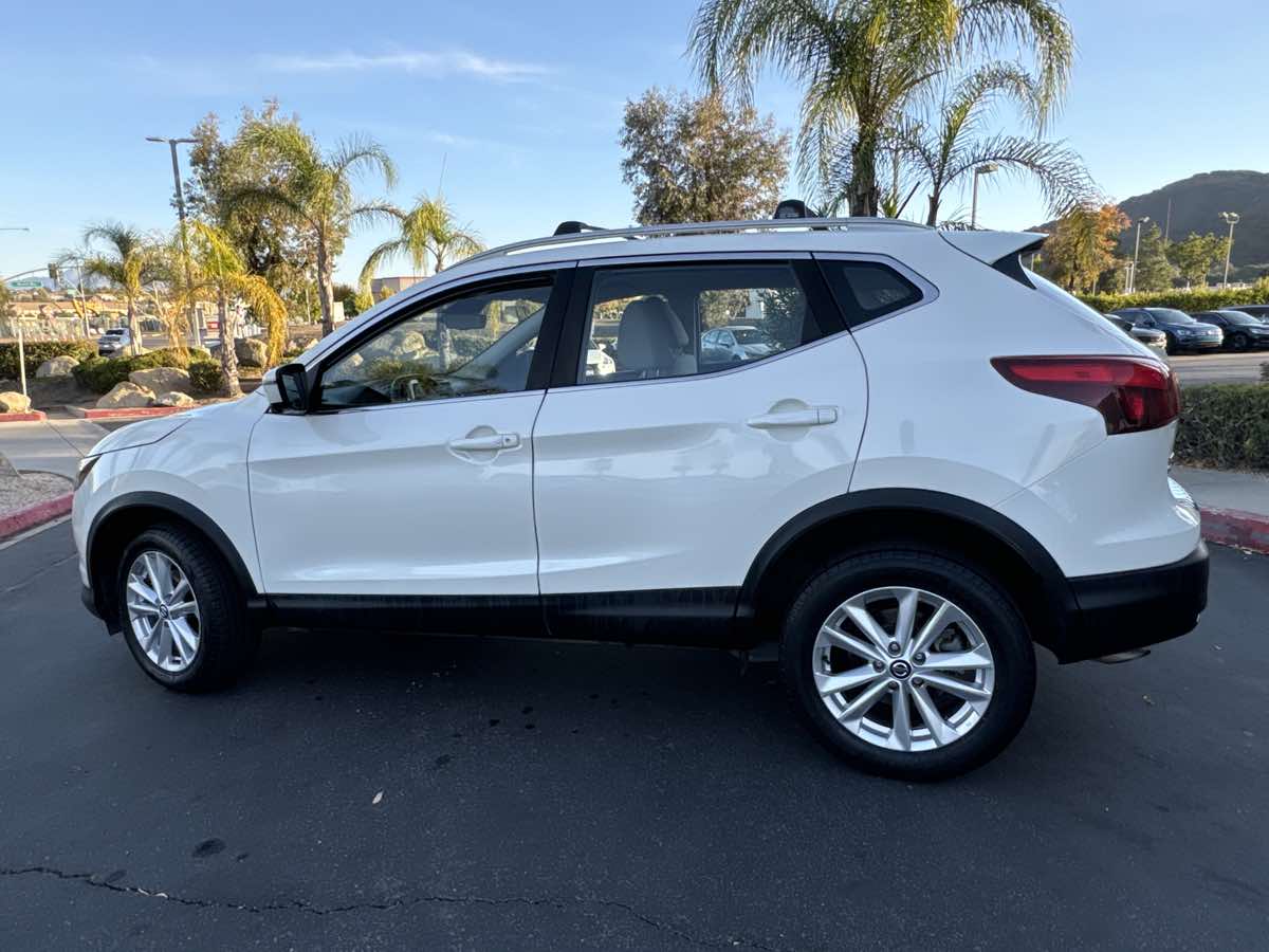 2019 Nissan Rogue Sport SV photo 15