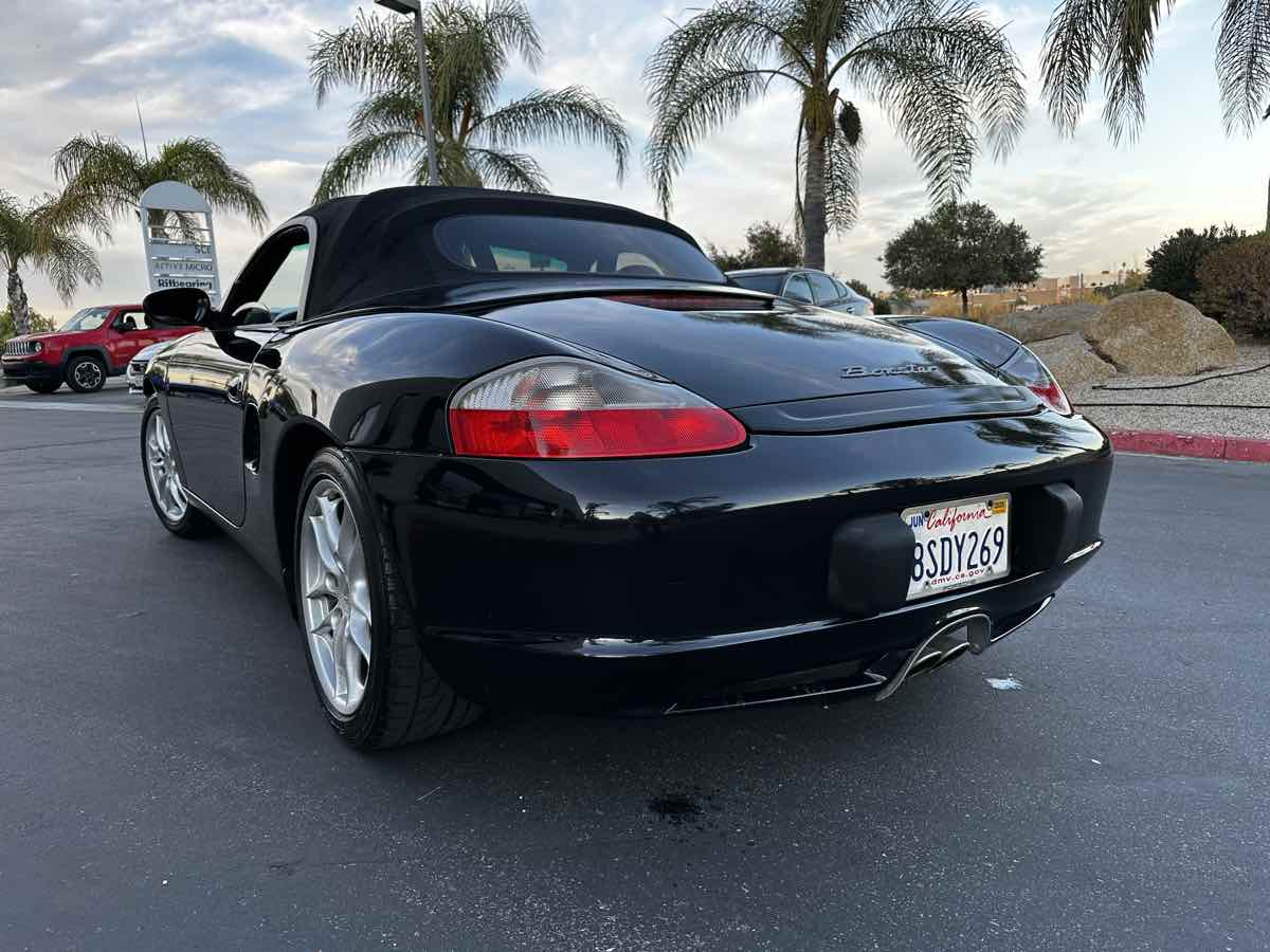 2003 Porsche Boxster Base photo 11