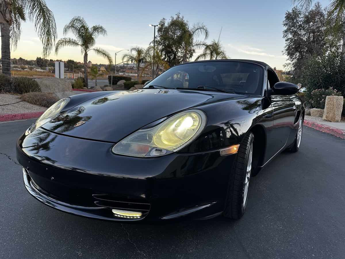 2003 Porsche Boxster Base photo 2