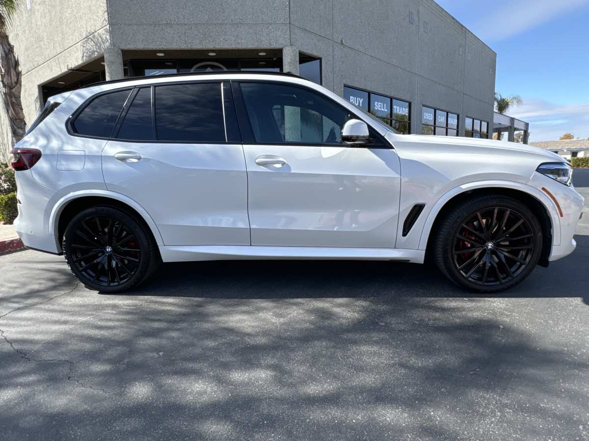 2022 BMW X5 40i photo 10