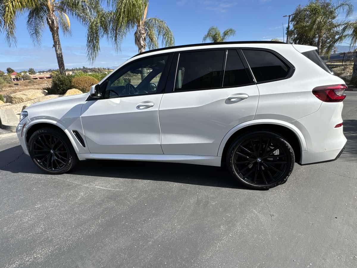 2022 BMW X5 40i photo 11