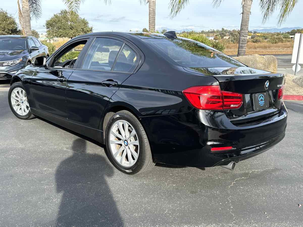 2018 BMW 3 Series 320i photo 11