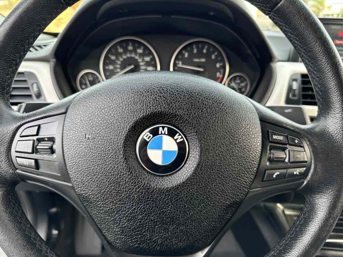 2018 BMW 3 Series 320i photo 27