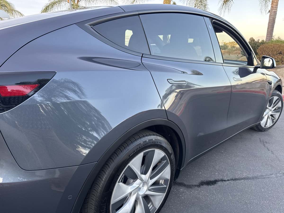 2021 Tesla Model Y Long Range photo 20