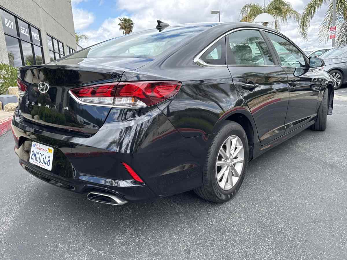 2019 Hyundai Sonata SE photo 4