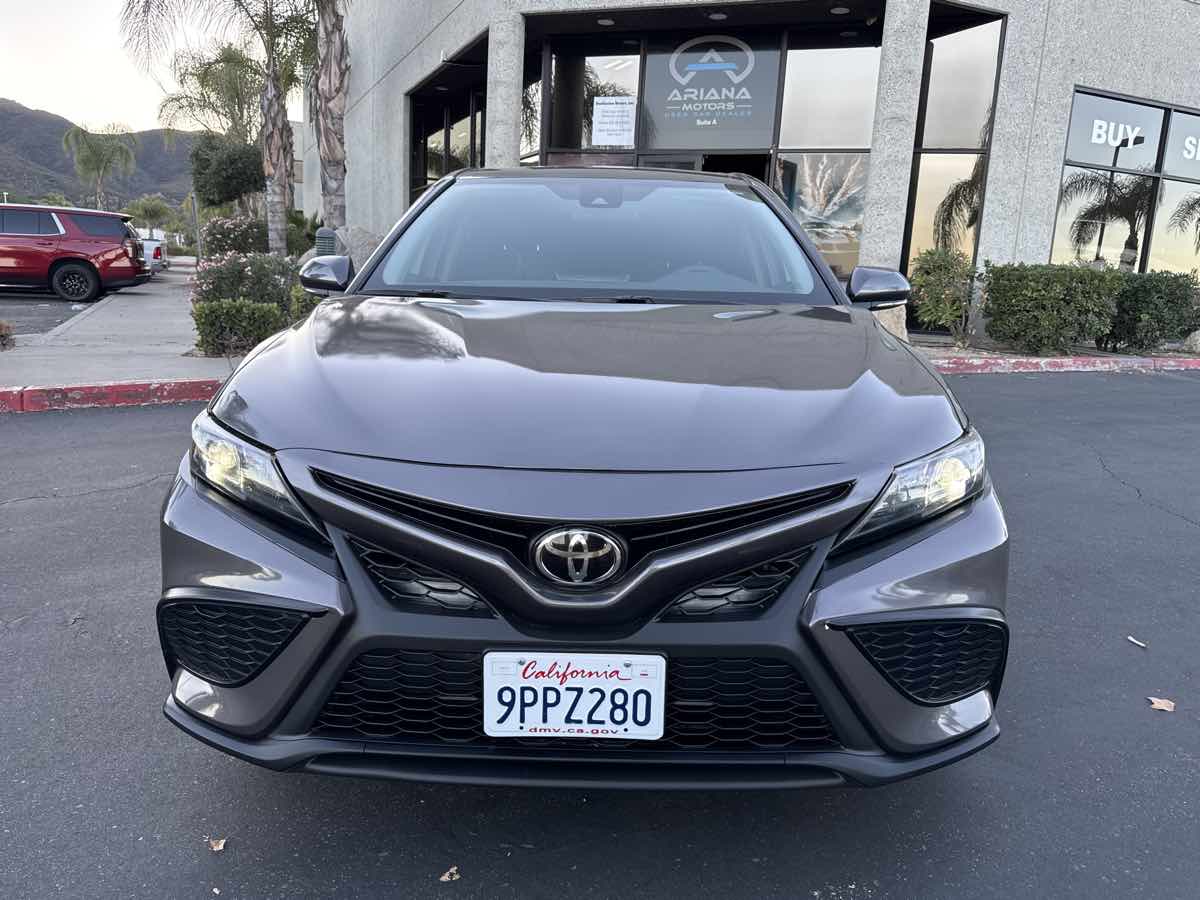 2024 Toyota Camry SE photo 7