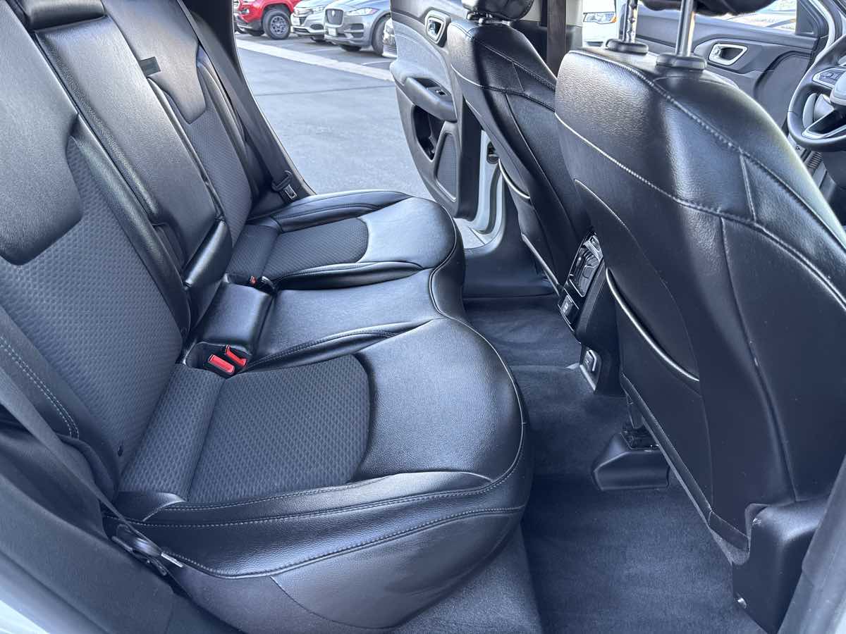 2022 Jeep Compass Latitude - Photo 22