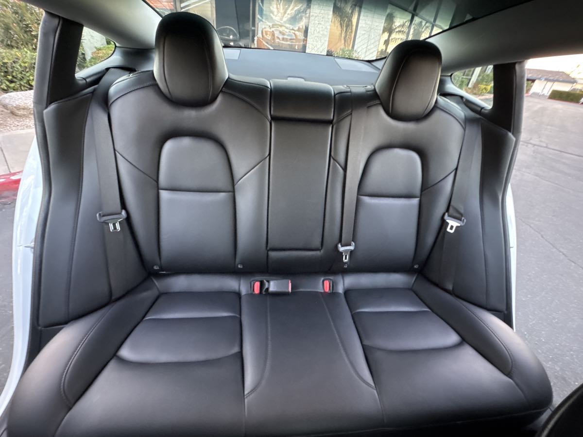 2021 Tesla Model 3 Standard Range Plus photo 19