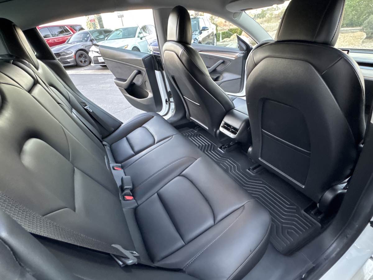 2021 Tesla Model 3 Standard Range Plus photo 20