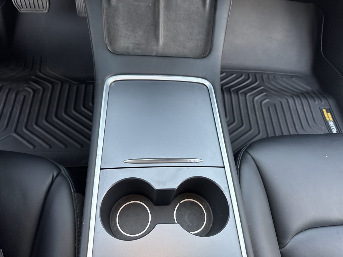 2021 Tesla Model 3 Standard Range Plus photo 22
