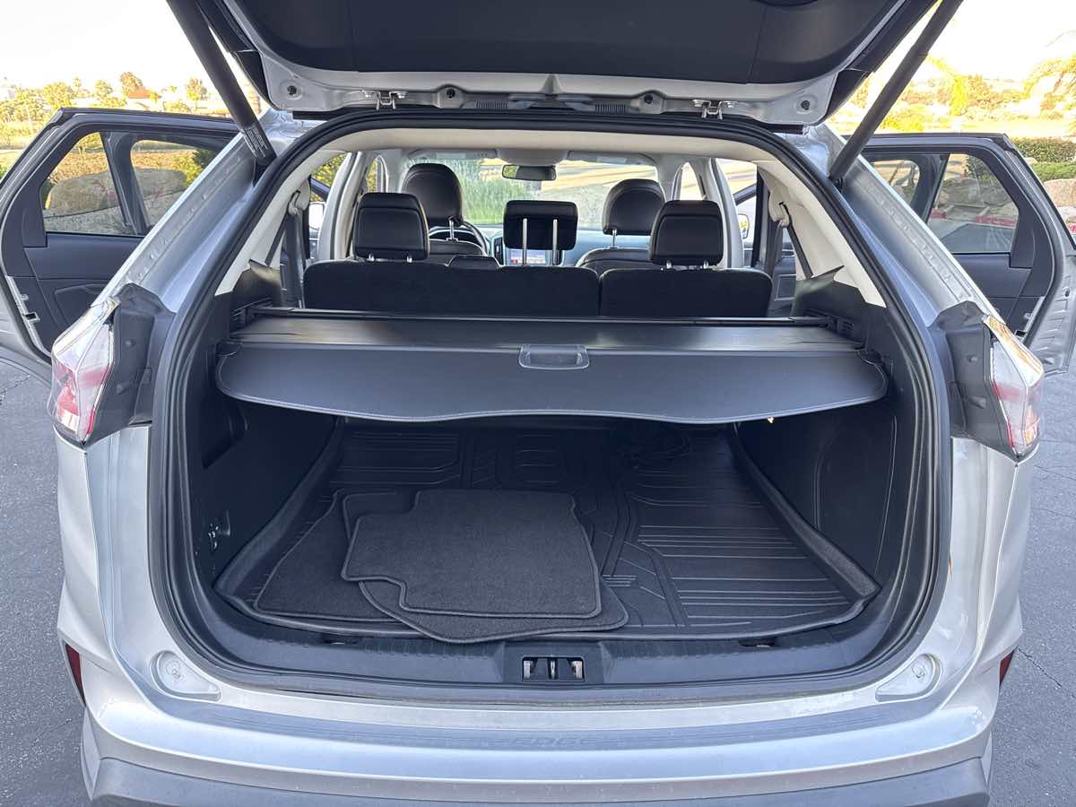 2019 Ford Edge Titanium photo 20