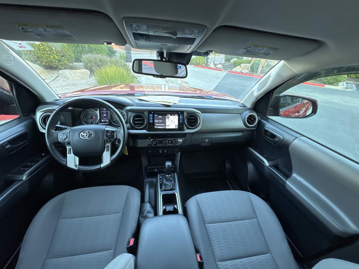 2018 Toyota Tacoma SR5 - Photo 6