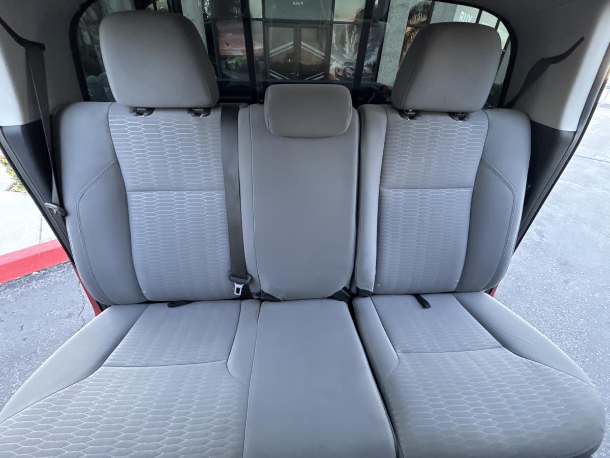 2018 Toyota Tacoma SR5 - Photo 23