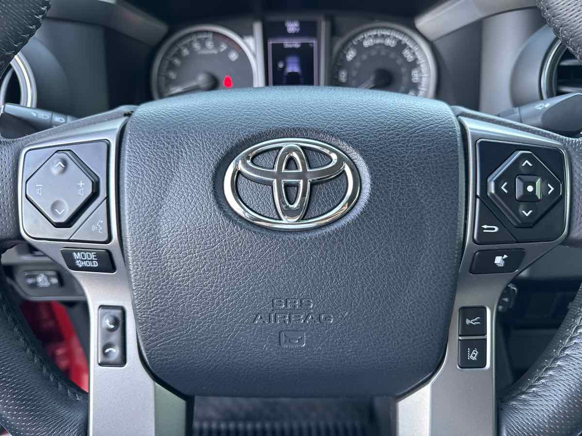 2018 Toyota Tacoma SR5 - Photo 28