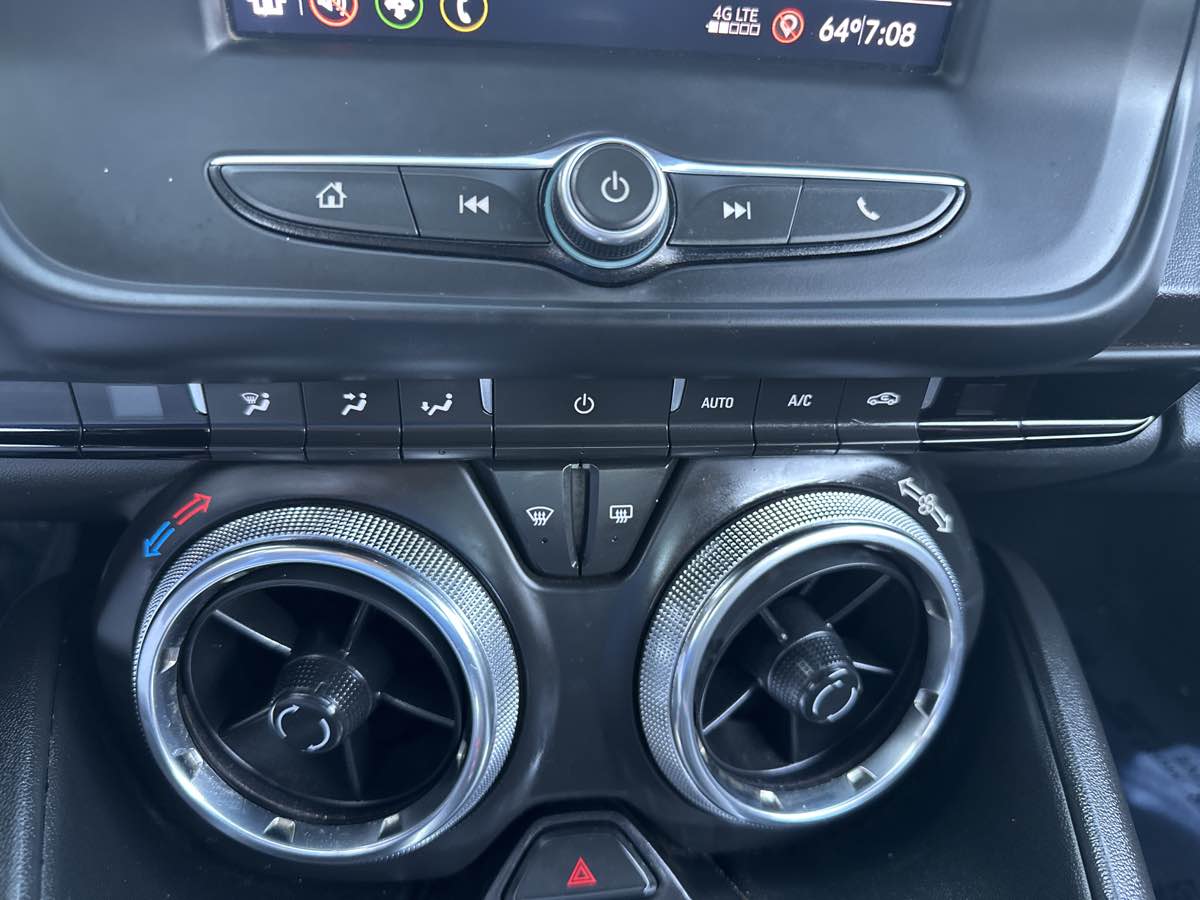 2020 Chevrolet Camaro 1LT photo 36