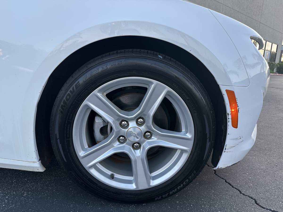 2020 Chevrolet Camaro 1LT photo 42