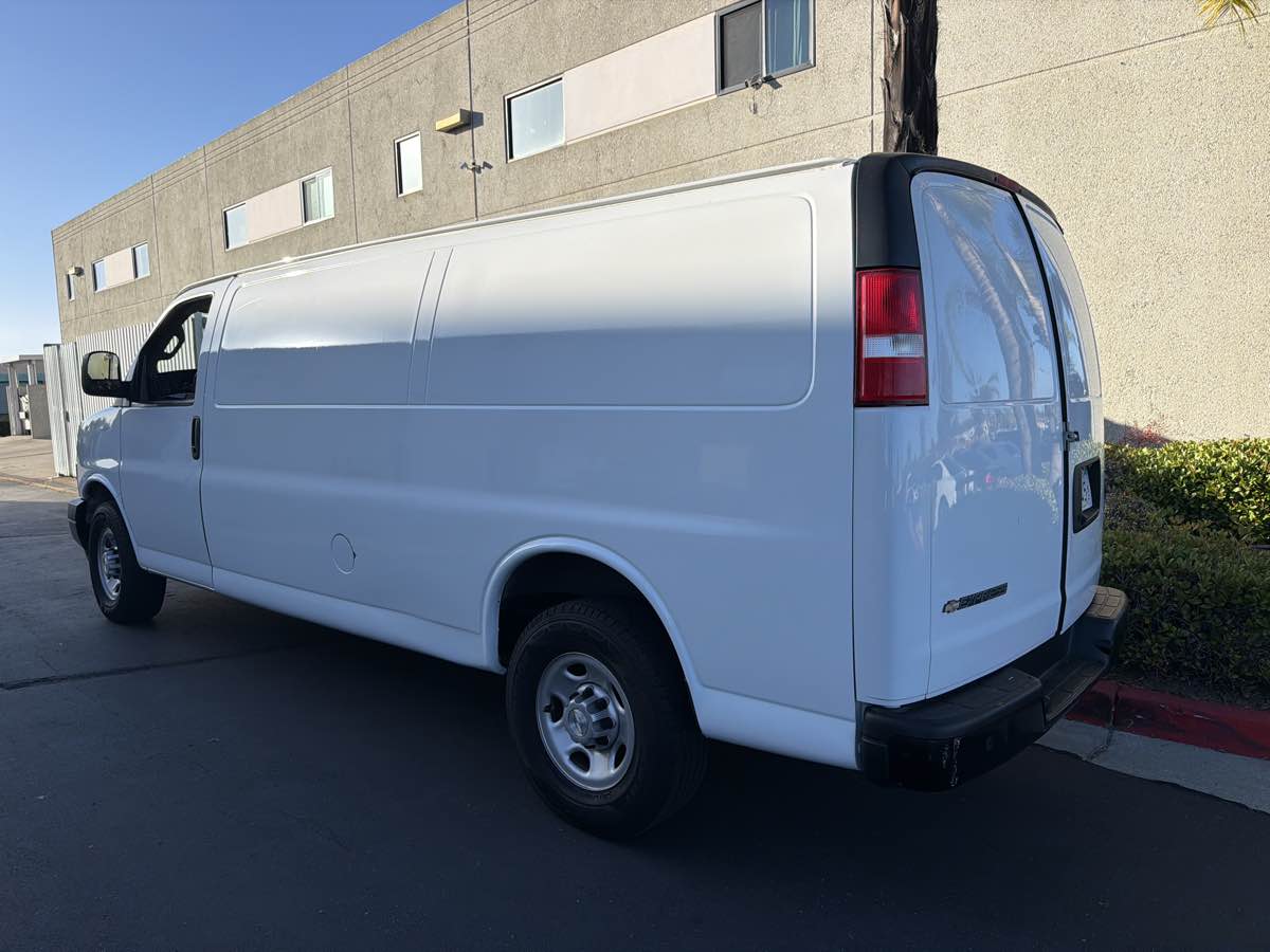 2019 Chevrolet Express Cargo Work Van - Photo 4
