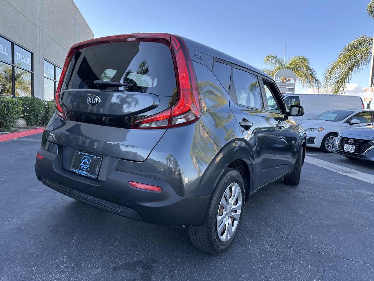 2021 Kia Soul LX photo 4