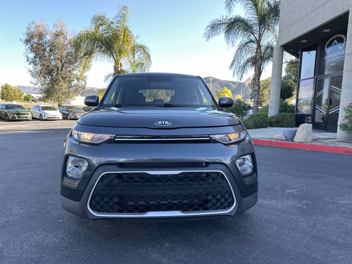 2021 Kia Soul LX - Photo 12