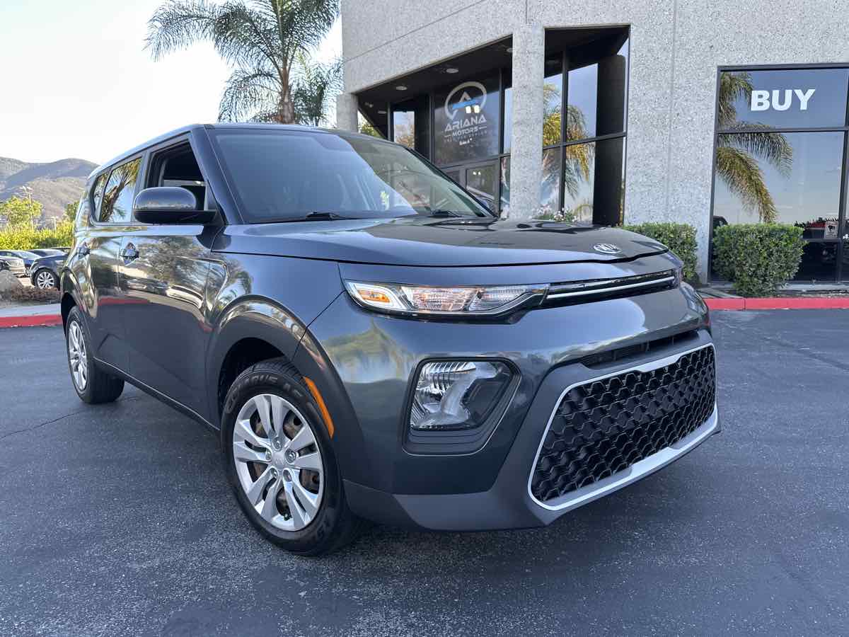 2021 Kia Soul LX - Photo 13
