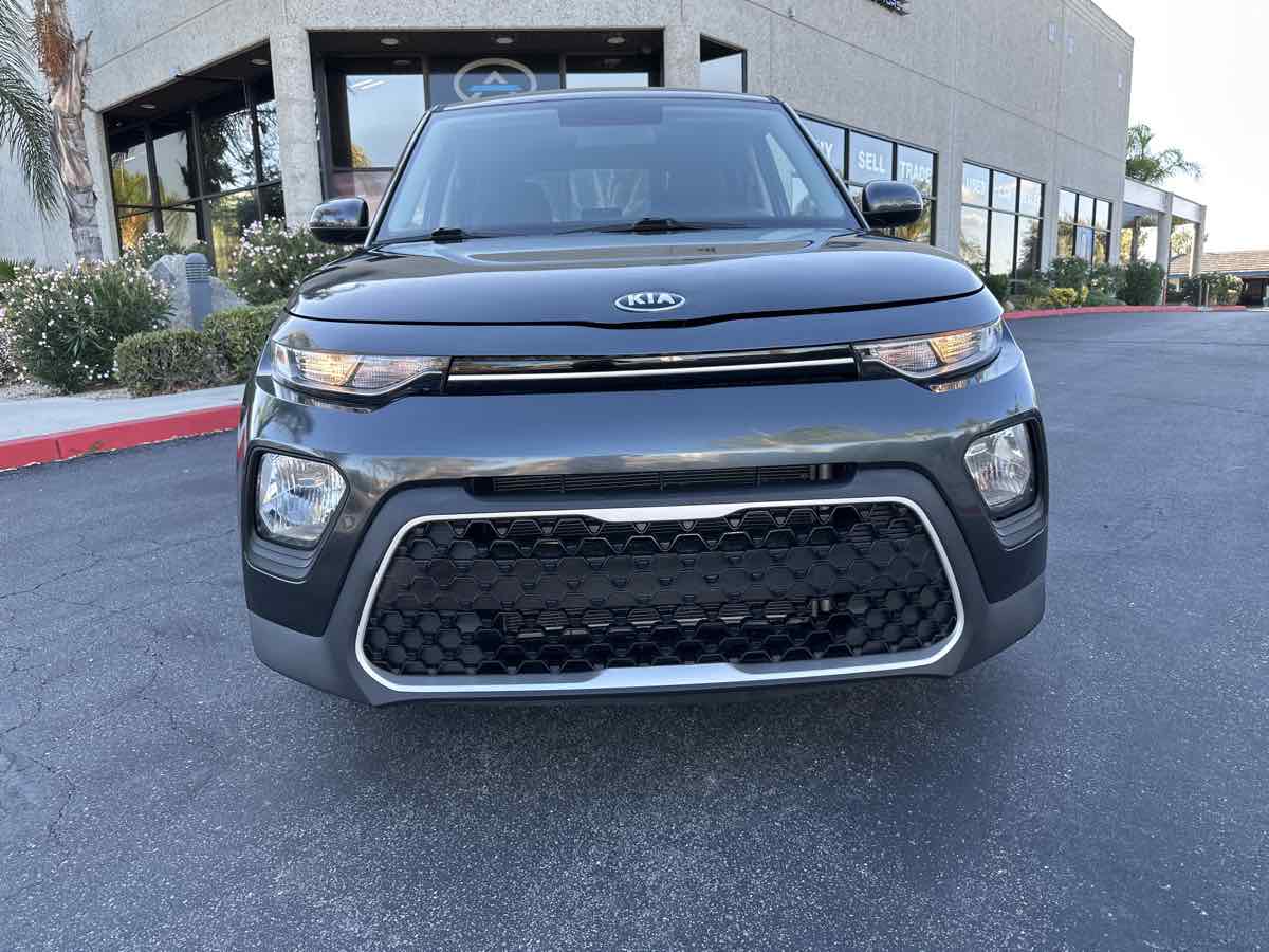 2021 Kia Soul LX - Photo 14