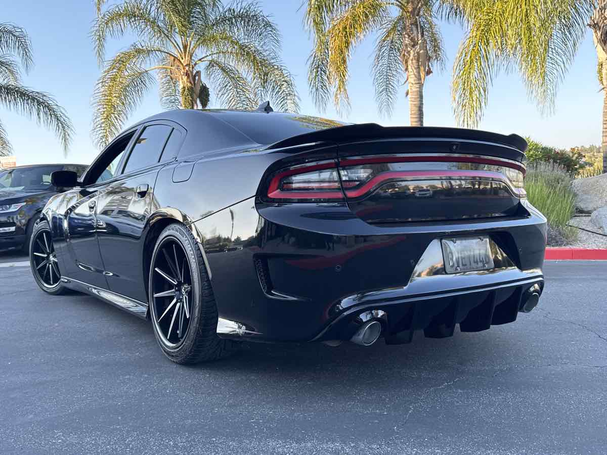 2020 Dodge Charger R/T photo 4