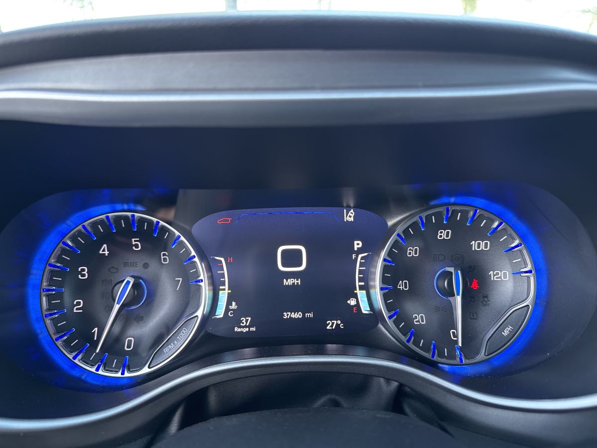 2024 Chrysler Pacifica Touring L photo 26