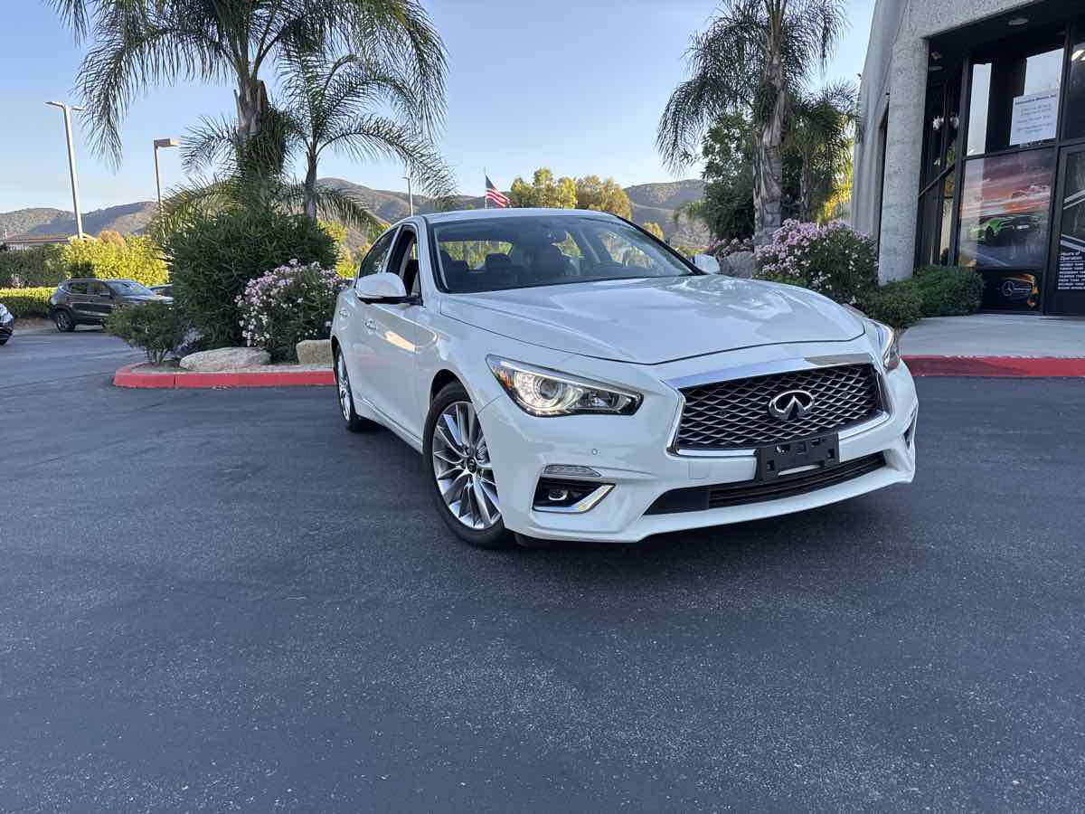 2023 Infiniti Q50 LUXE photo 7
