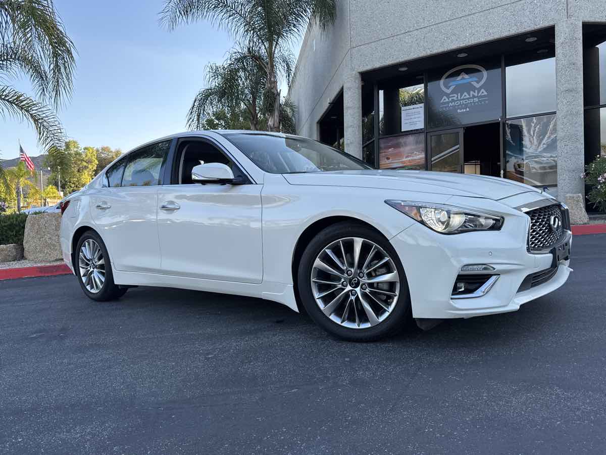 2023 Infiniti Q50 LUXE photo 9