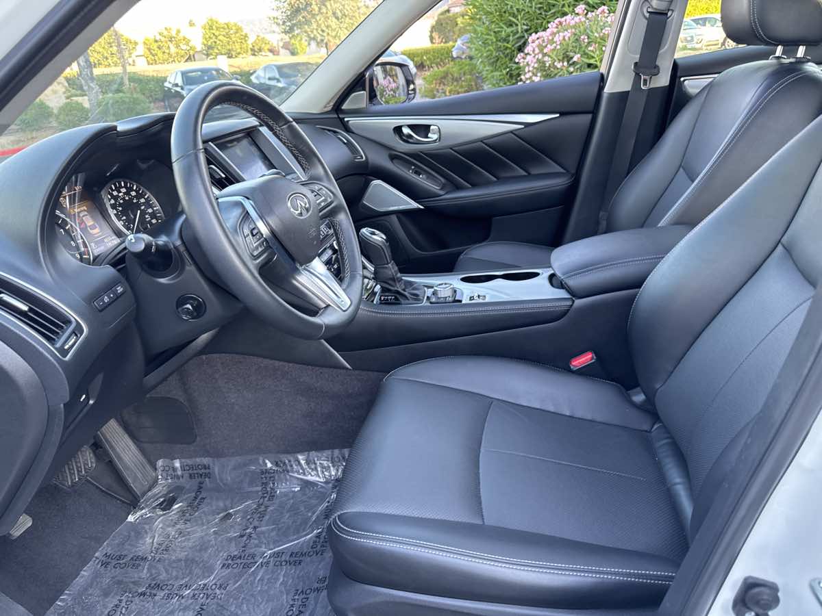 2023 Infiniti Q50 LUXE photo 19
