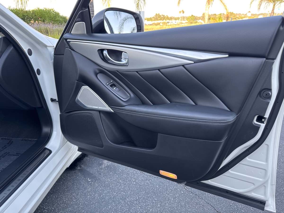 2023 Infiniti Q50 LUXE photo 25
