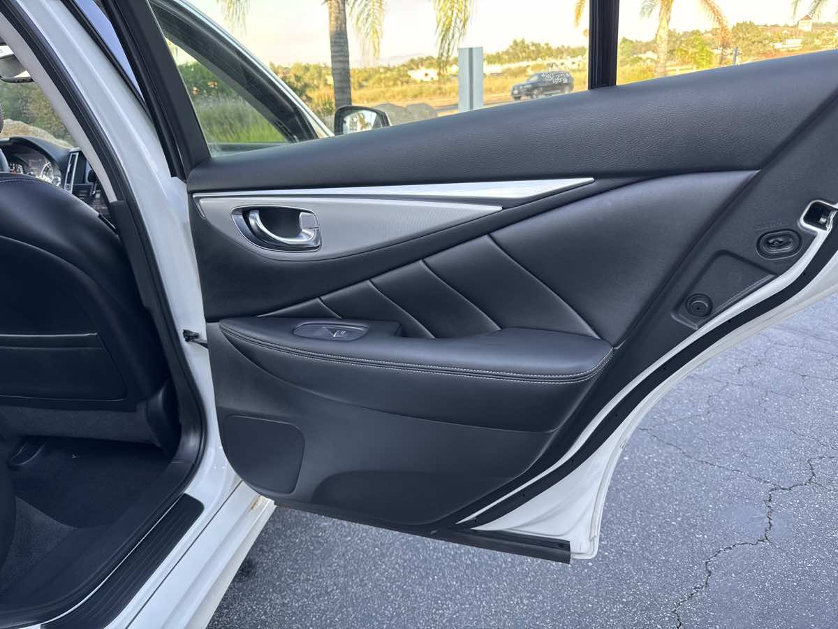 2023 Infiniti Q50 LUXE photo 26