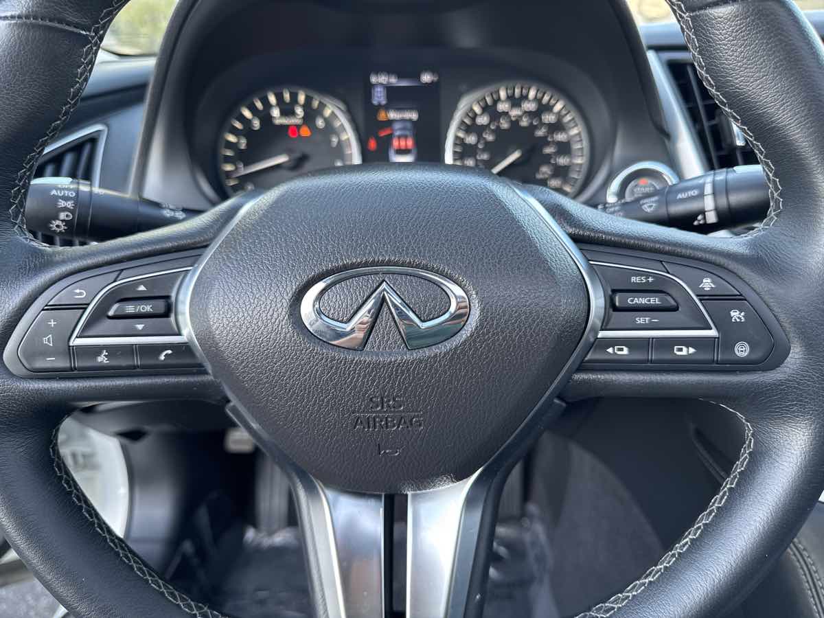 2023 Infiniti Q50 LUXE photo 30