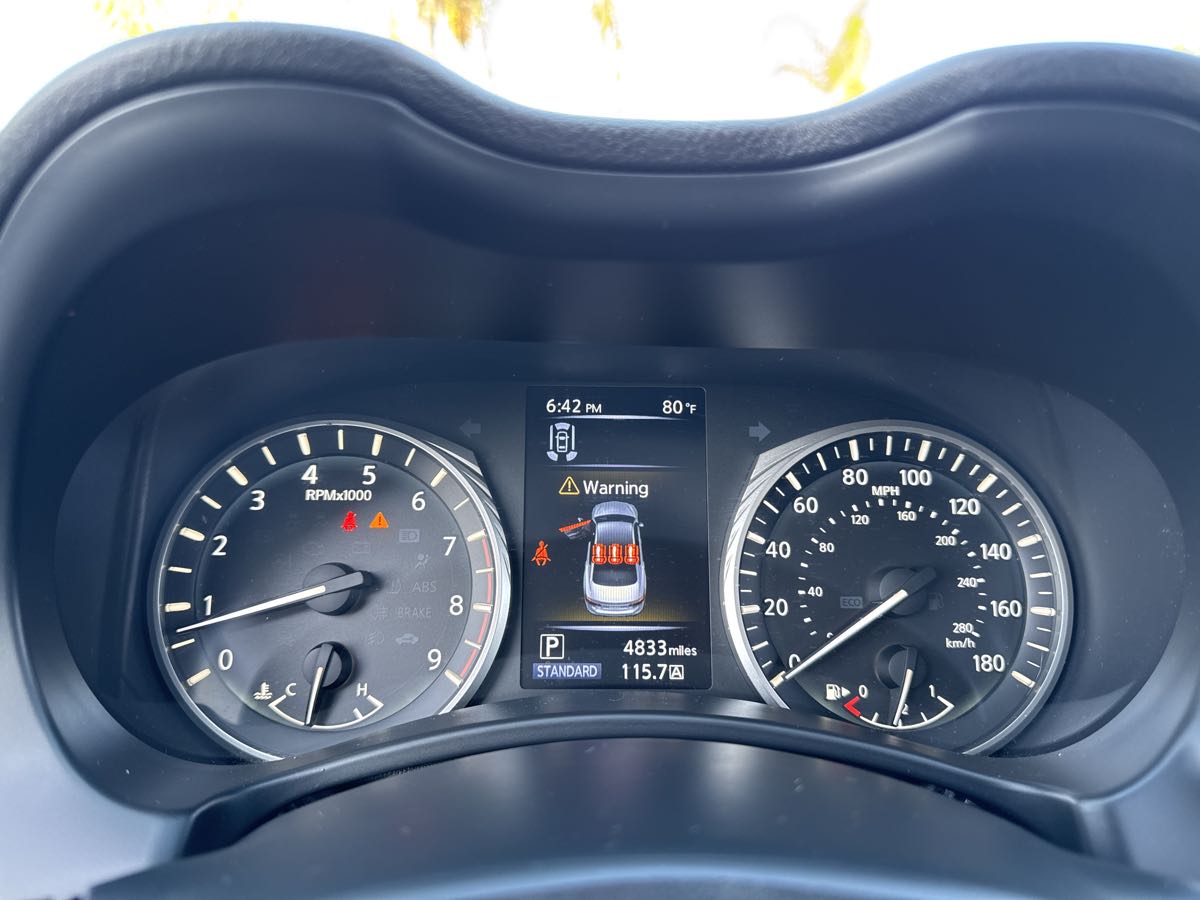 2023 Infiniti Q50 LUXE photo 31
