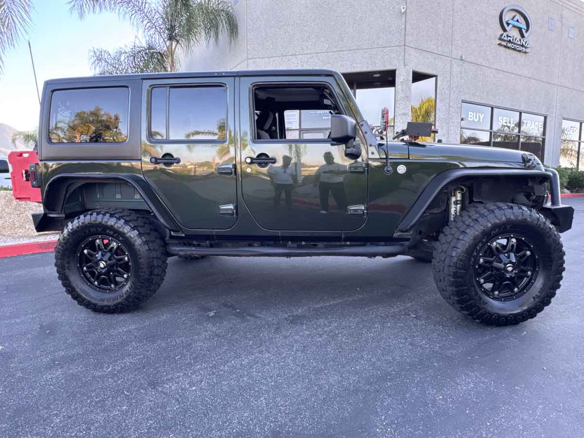 2012 Jeep Wrangler Unlimited Sport photo 11