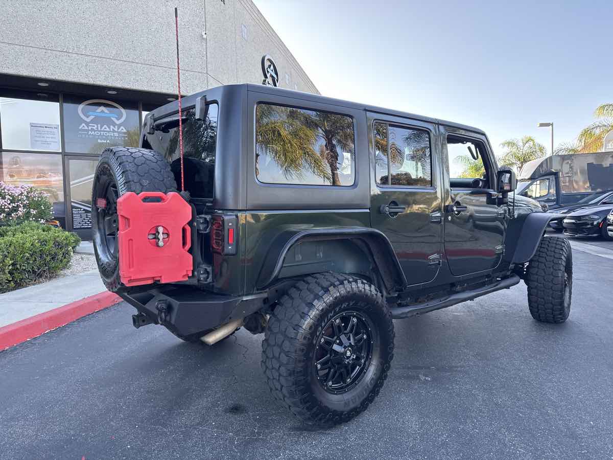 2012 Jeep Wrangler Unlimited Sport photo 4