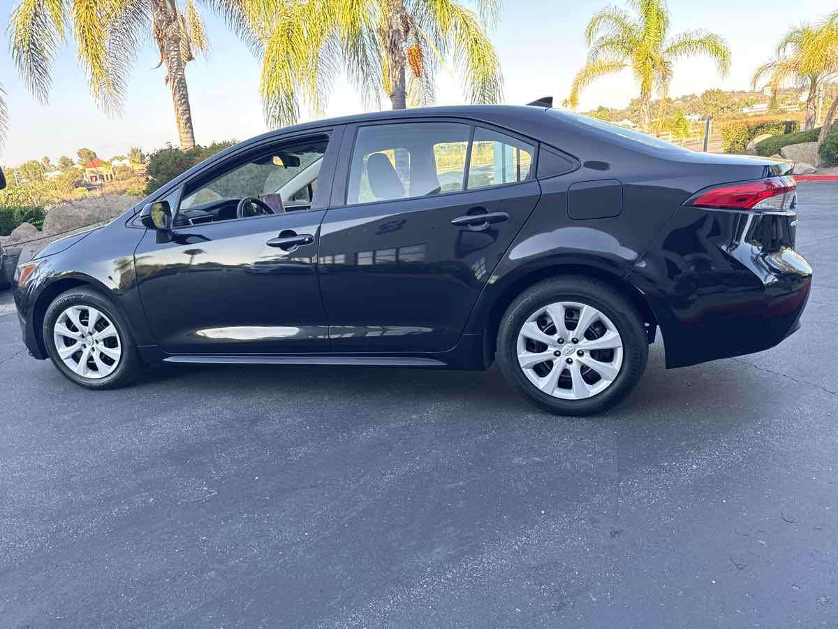 2024 Toyota Corolla LE photo 14