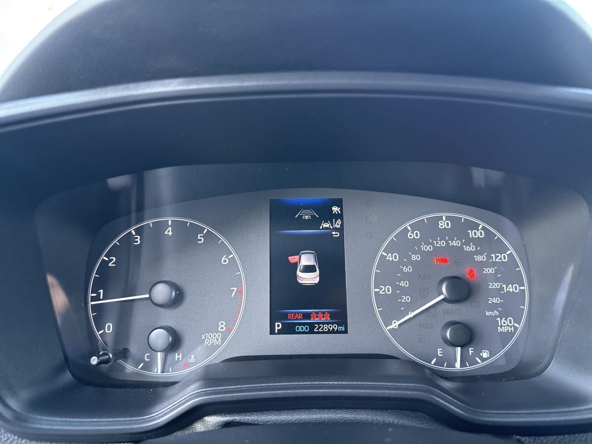 2024 Toyota Corolla LE photo 30