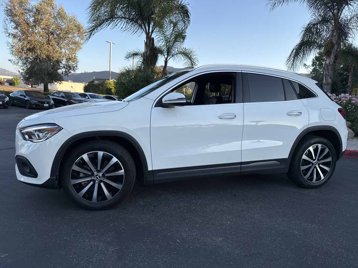 2021 Mercedes Benz GLA 250 photo 17