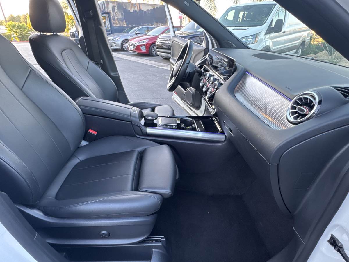 2021 Mercedes Benz GLA 250 photo 25