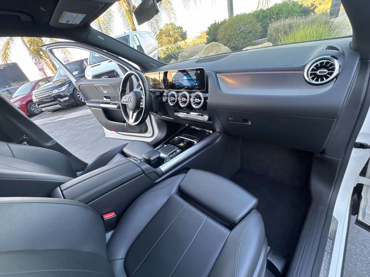 2021 Mercedes Benz GLA 250 photo 26