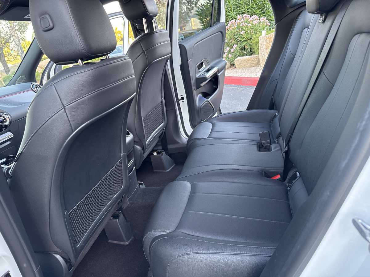 2021 Mercedes Benz GLA 250 photo 29