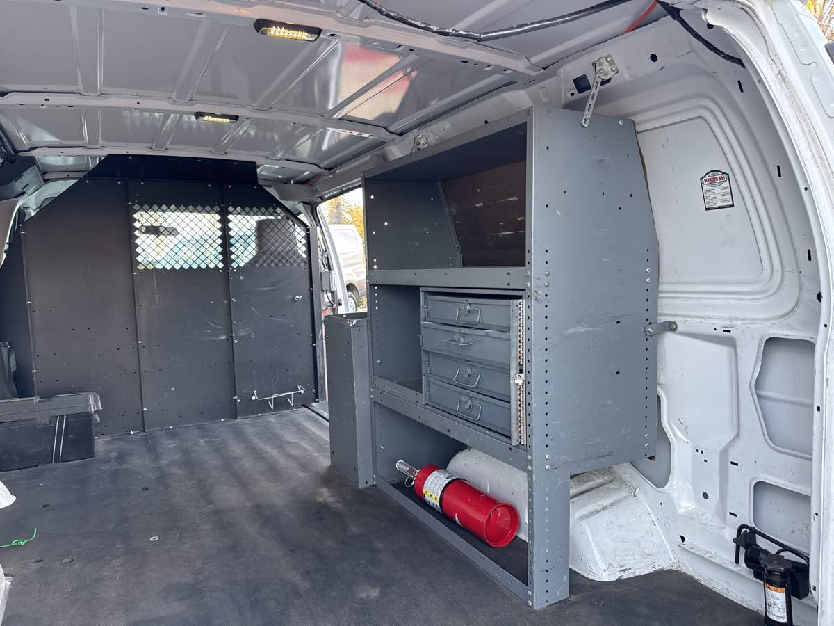 2013 Ford E-150 photo 7