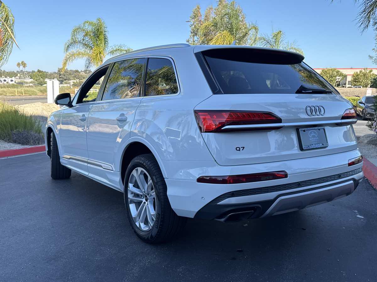2025 Audi Q7 Premium Plus 55 photo 13