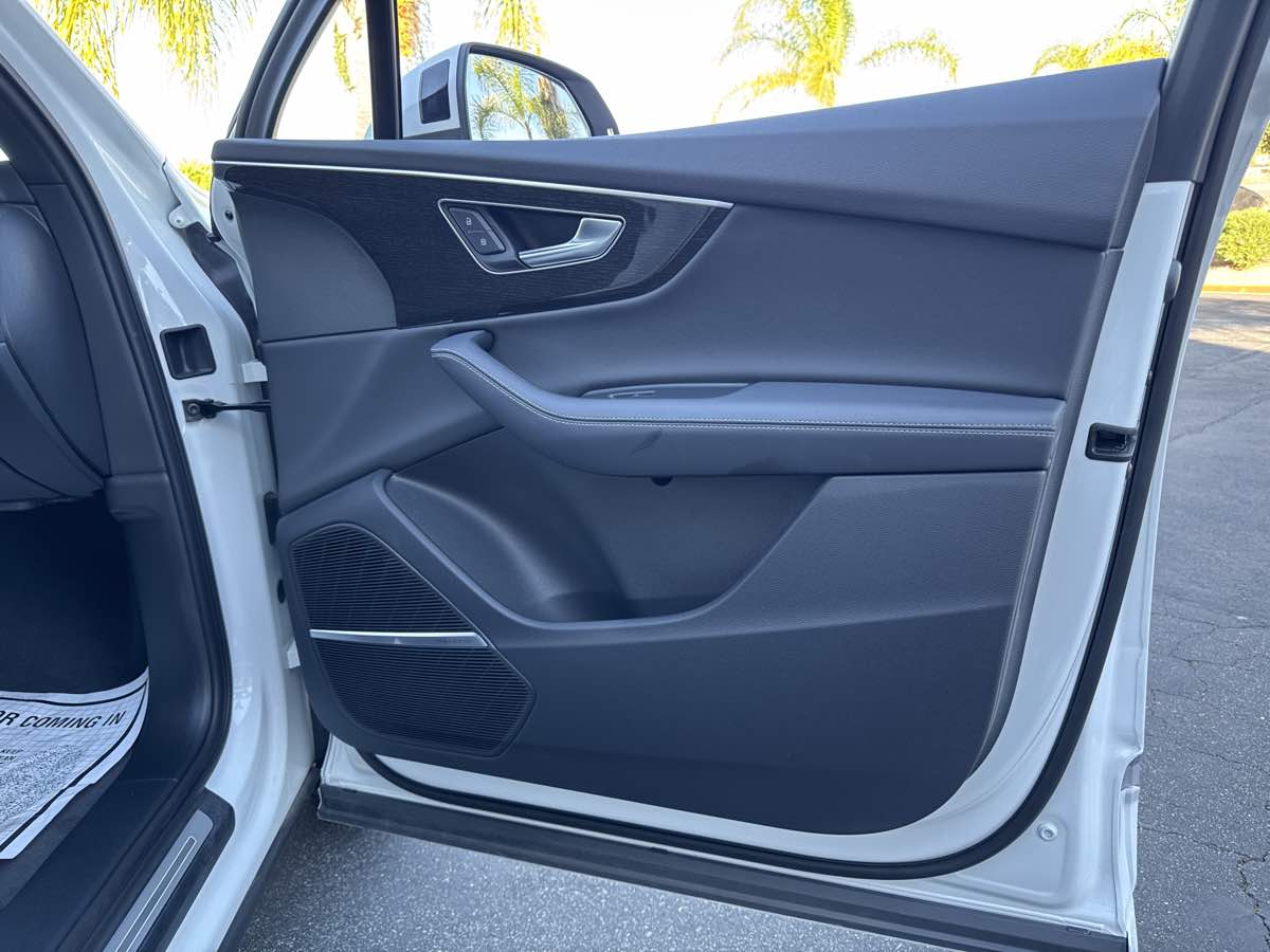 2025 Audi Q7 Premium Plus - Photo 48