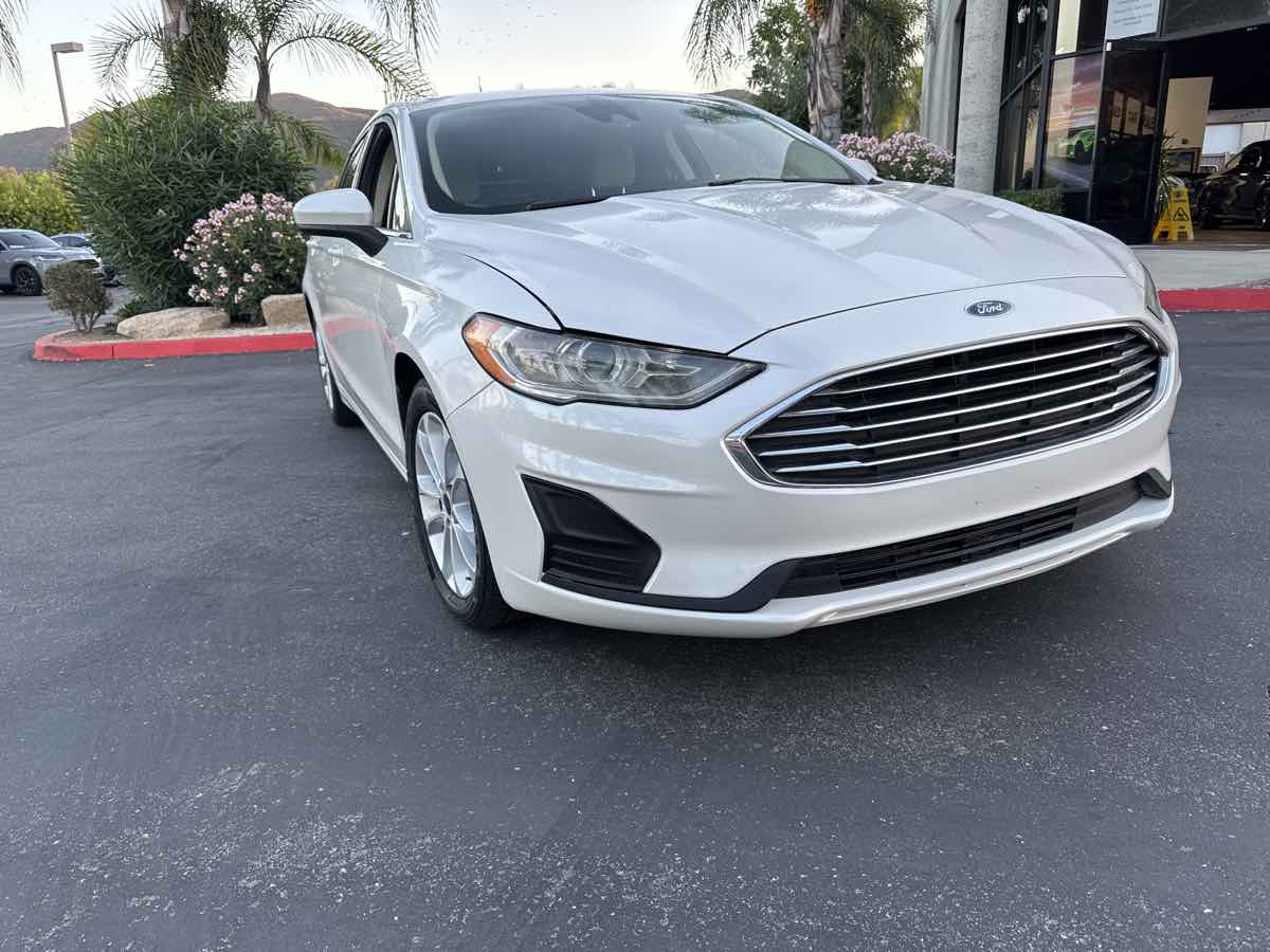 2020 Ford Fusion Hybrid SE photo 7
