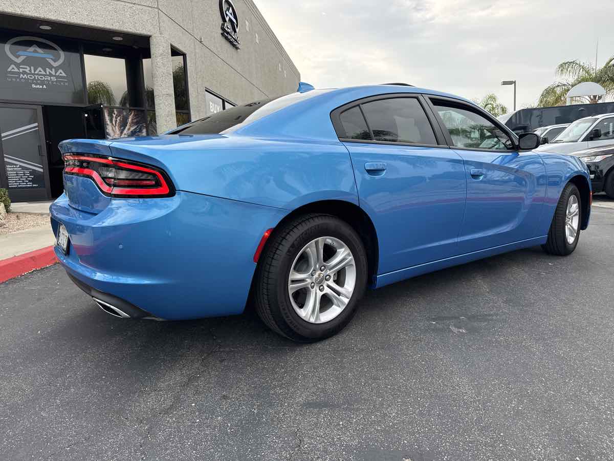 2023 Dodge Charger SXT photo 3