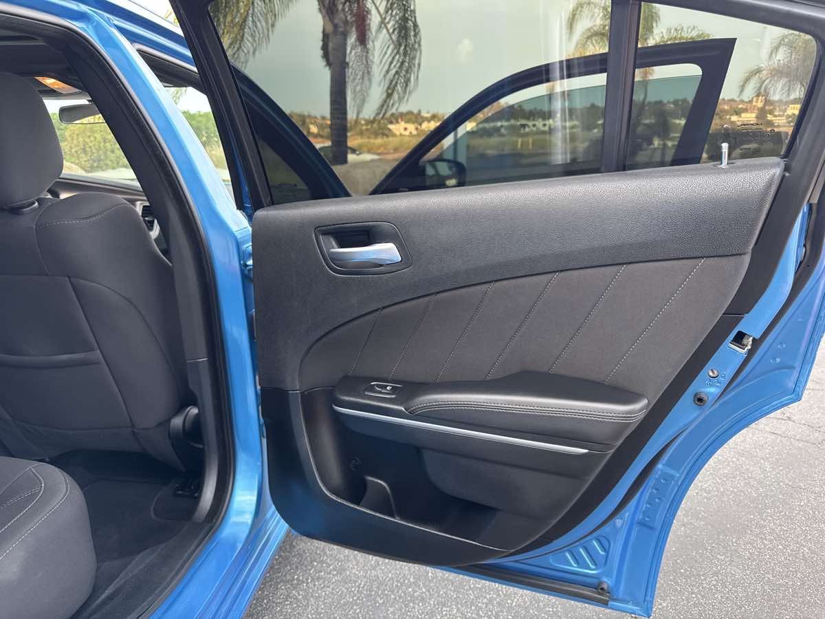 2023 Dodge Charger SXT photo 33
