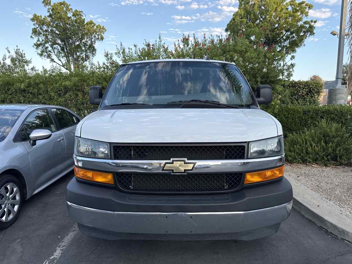 2023 Chevrolet Express Cargo Van photo 3